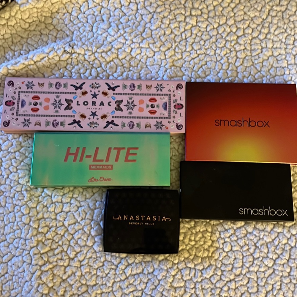 Lot of 5 face palettes Smashbix, Lorac, Lime Crime & ABH